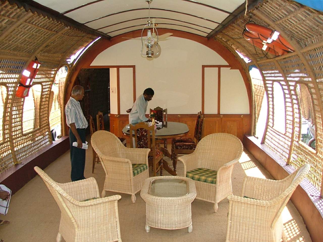 alleppey houseboats