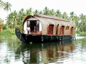 Kerala houseboat tour